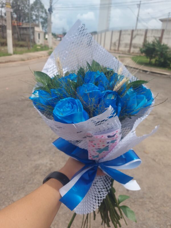Buquê Especial 12 Azul - Imagem 2