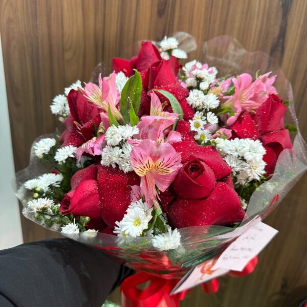 Buquê 6 Rosas Especial