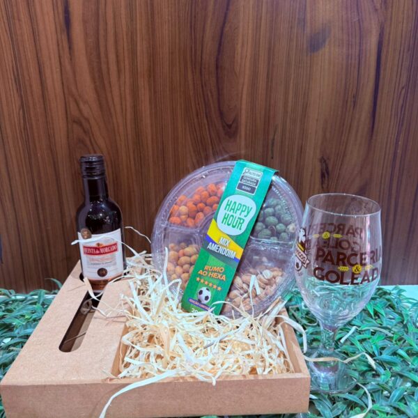 Cesta Especial Vinho e Petiscos